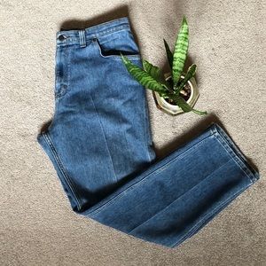 Straight leg jeans light wash W36